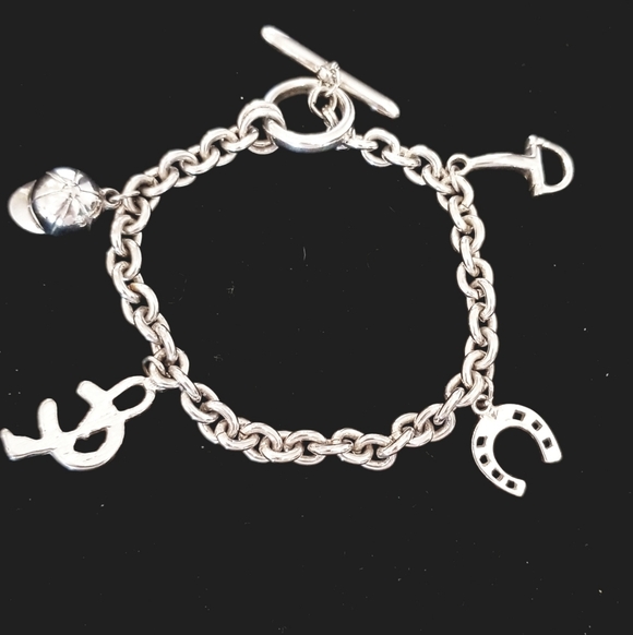 Jewelry - Horse Lovers Silver Plated Charm Bracelet with Equestrian Theme.